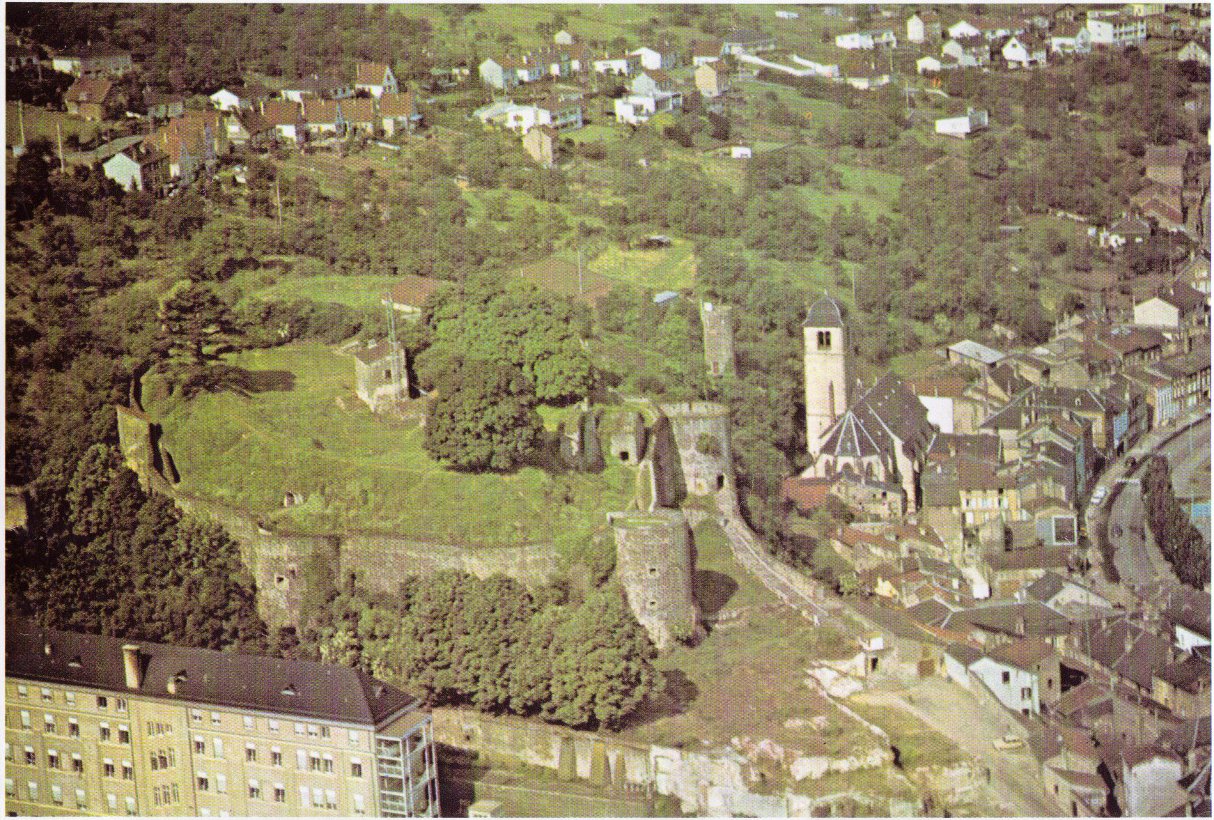 Emplacement college 0002