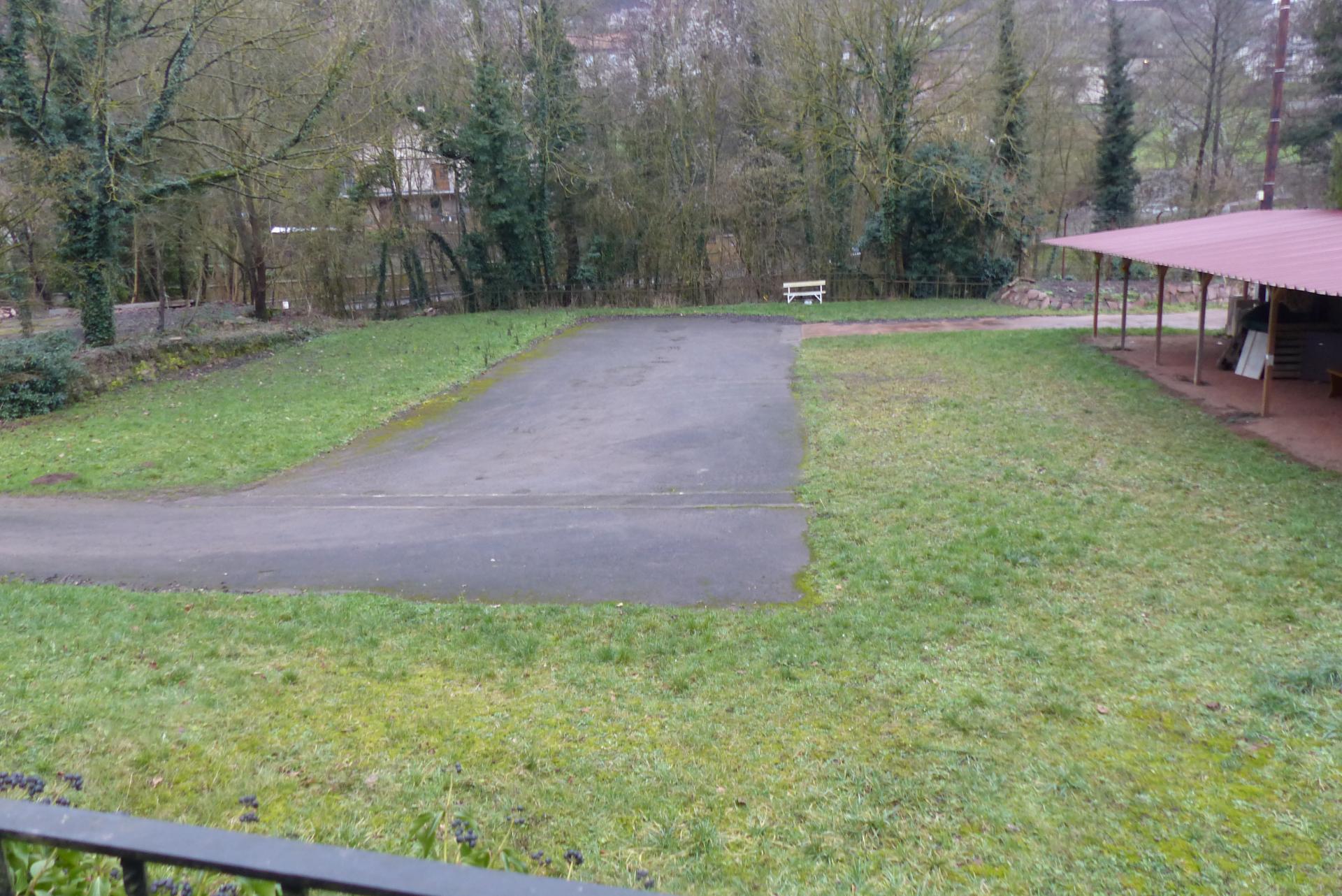 Le terrain de sport actuel